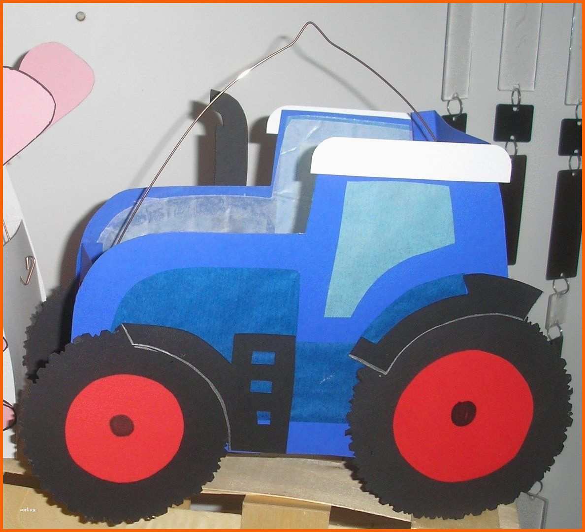 Bestbewertet Bastelpackung Laterne Traktor Blau Rot